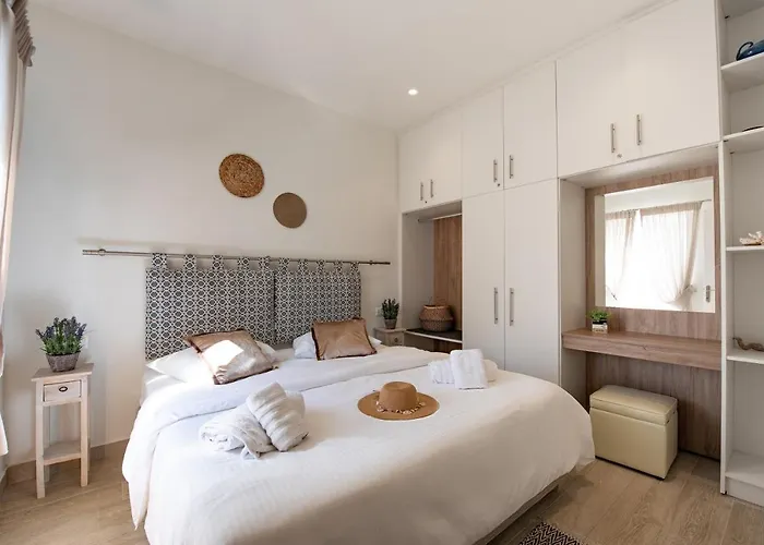 Ekati Mare Lifestyle Hotel