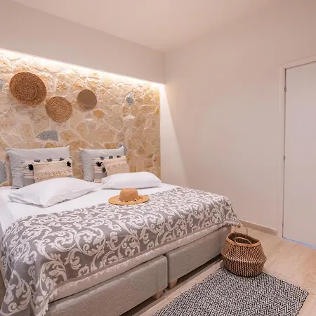 Ekati Mare Lifestyle Kavos