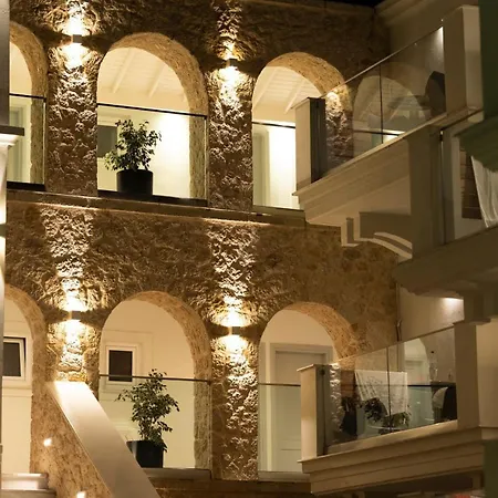Ekati Mare Lifestyle Hotel