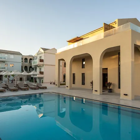 Ekati Mare Lifestyle Kavos