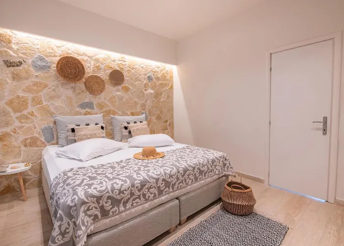 Ekati Mare Lifestyle Кавос
