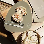 Ξενοδοχείο Ekati Mare Lifestyle 4*