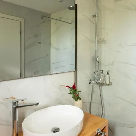 Ekati Mare Lifestyle Hotel